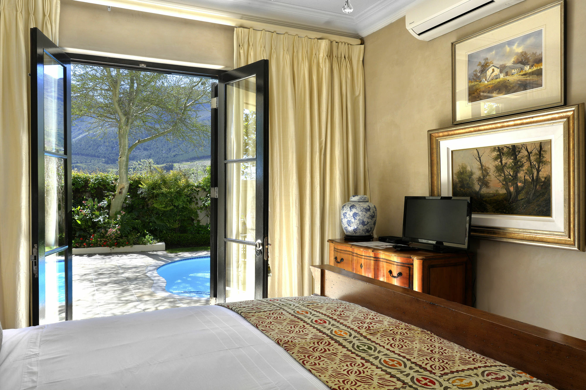 21 Roux Street Franschhoek Exterior photo